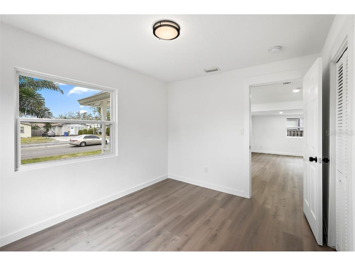 5044 5th Avenue N Saint Petersburg FL 33710 TB8442553 image14