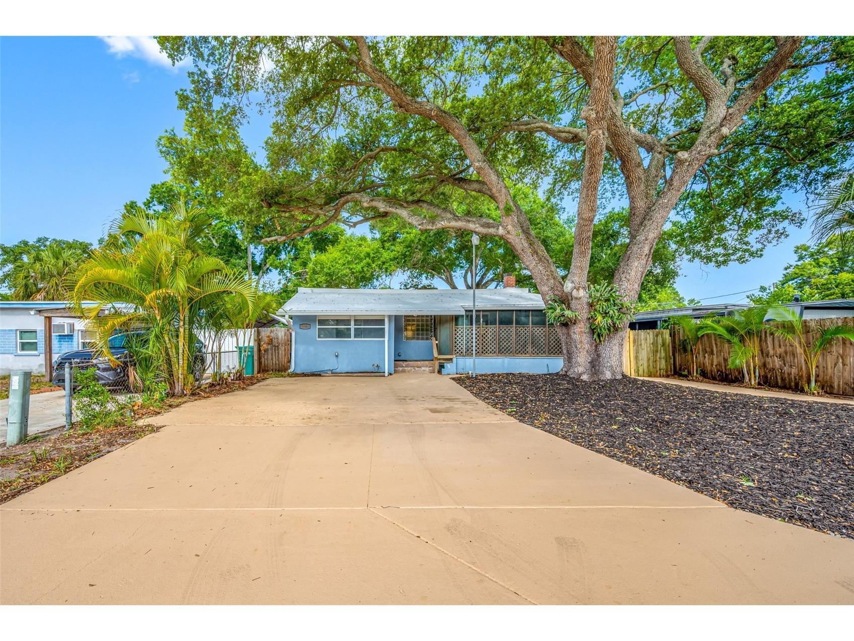5044 Betty Street N Saint Petersburg FL 33709 A4694426 image1