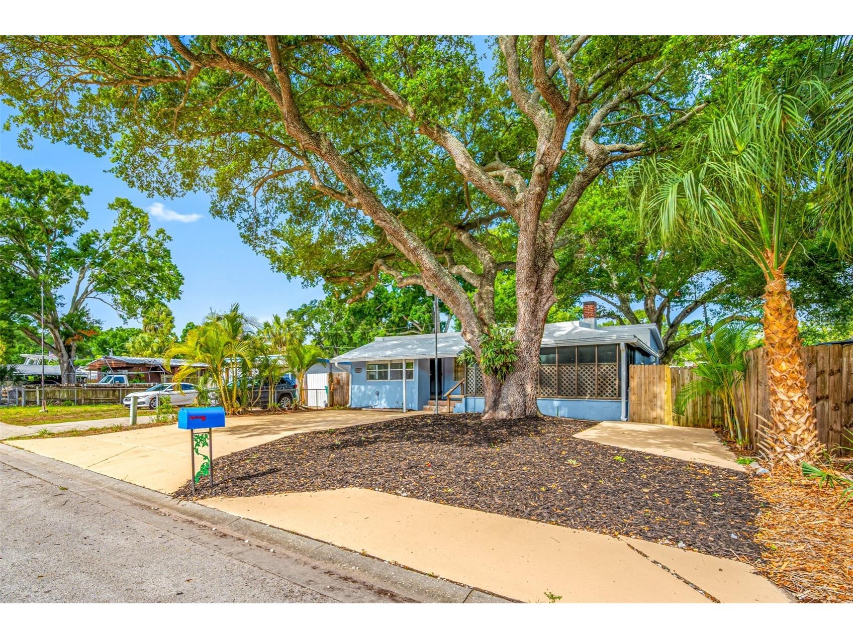 5044 Betty Street N Saint Petersburg FL 33709 A4694426 image2
