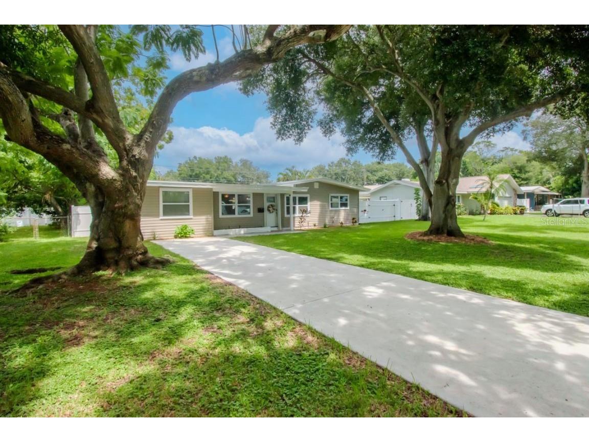 5045 32nd Avenue N Saint Petersburg FL 33710 TB8305000 image1