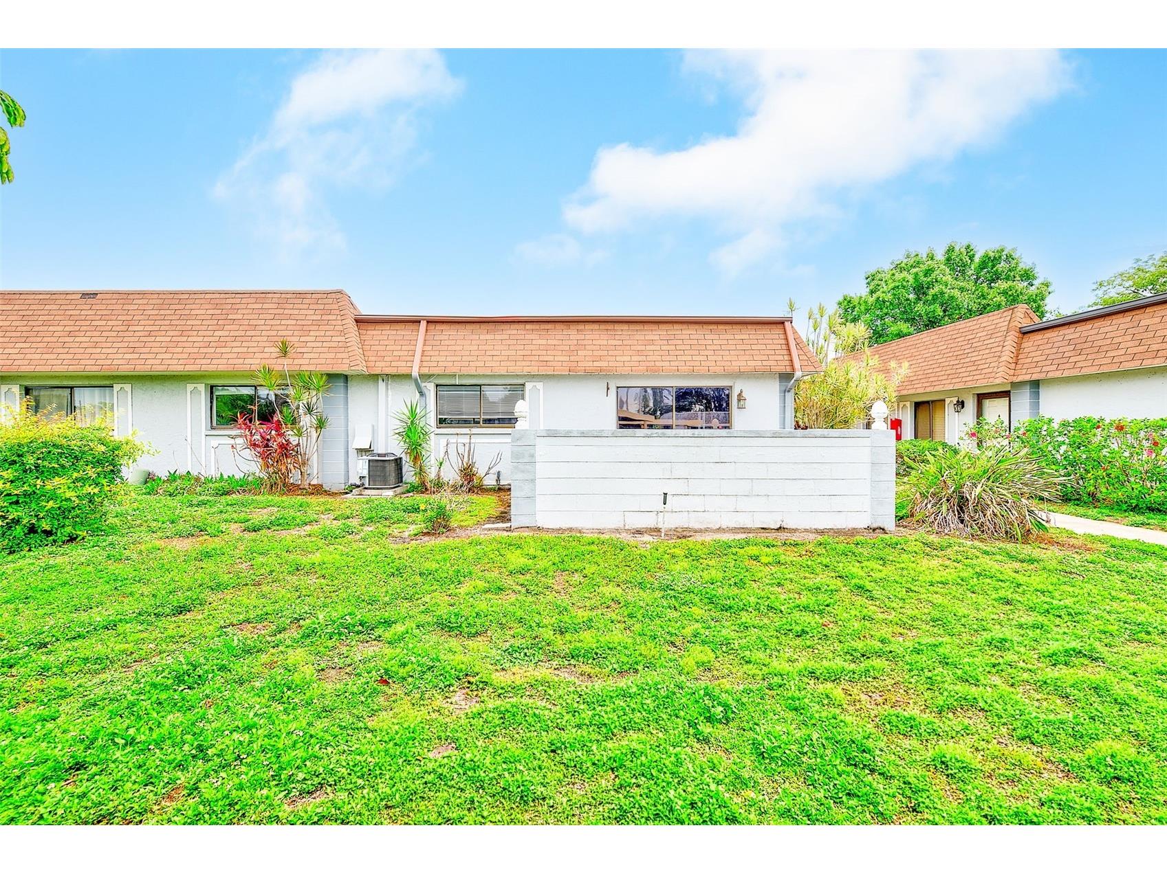 5045 70th Place N #5045 Pinellas Park FL 33781 TB8516128 image1