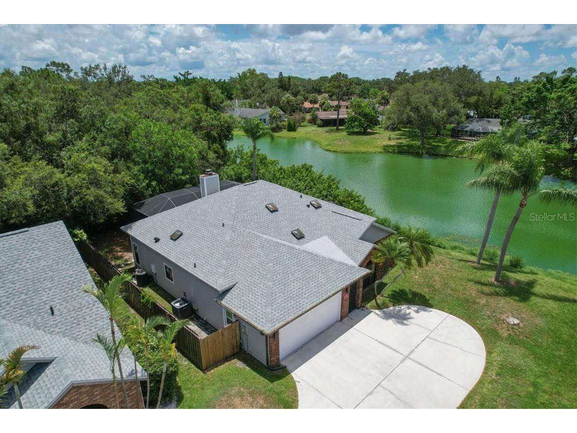 5045 82nd Way E Sarasota FL 34243 A4576397 image1