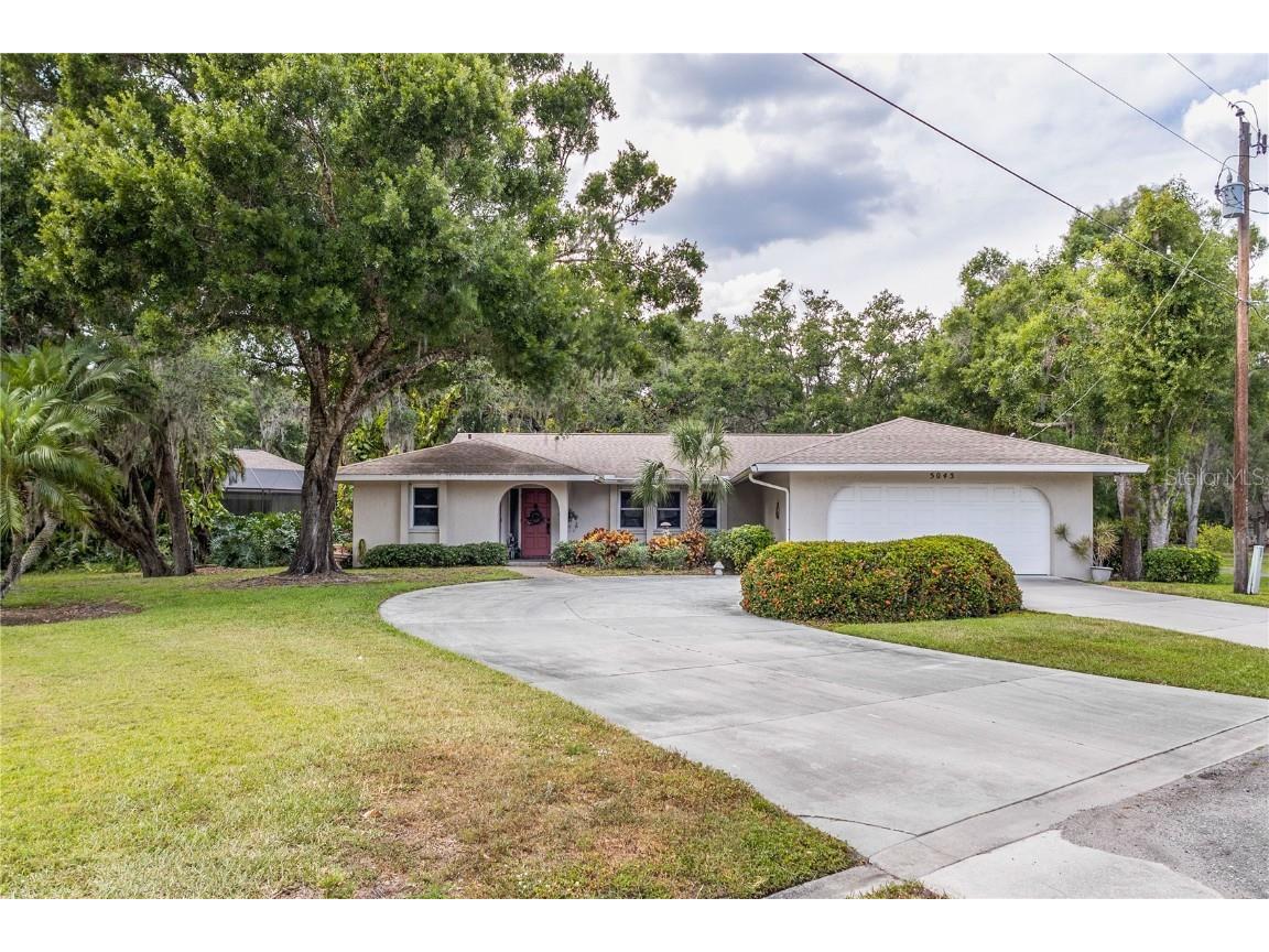 5045 Bahia Vista Street Sarasota FL 34232 A4556947 image1