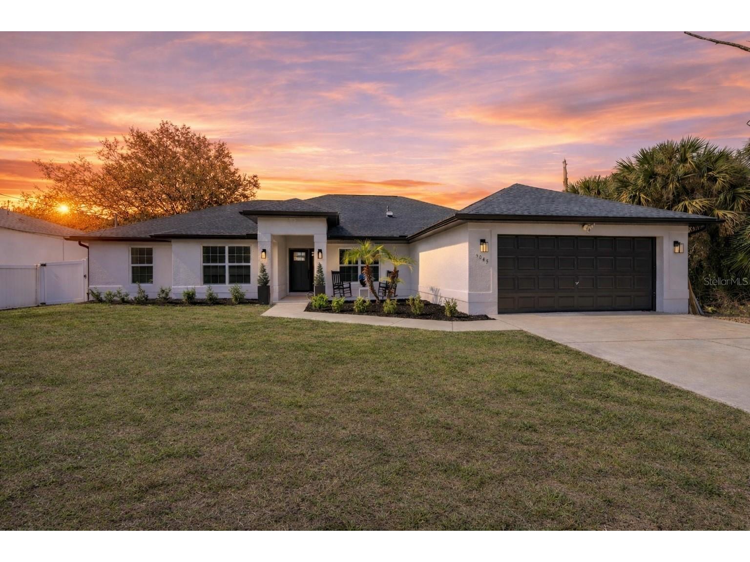 5045 Kenvil Drive North Port FL 34288 A4685945 image1