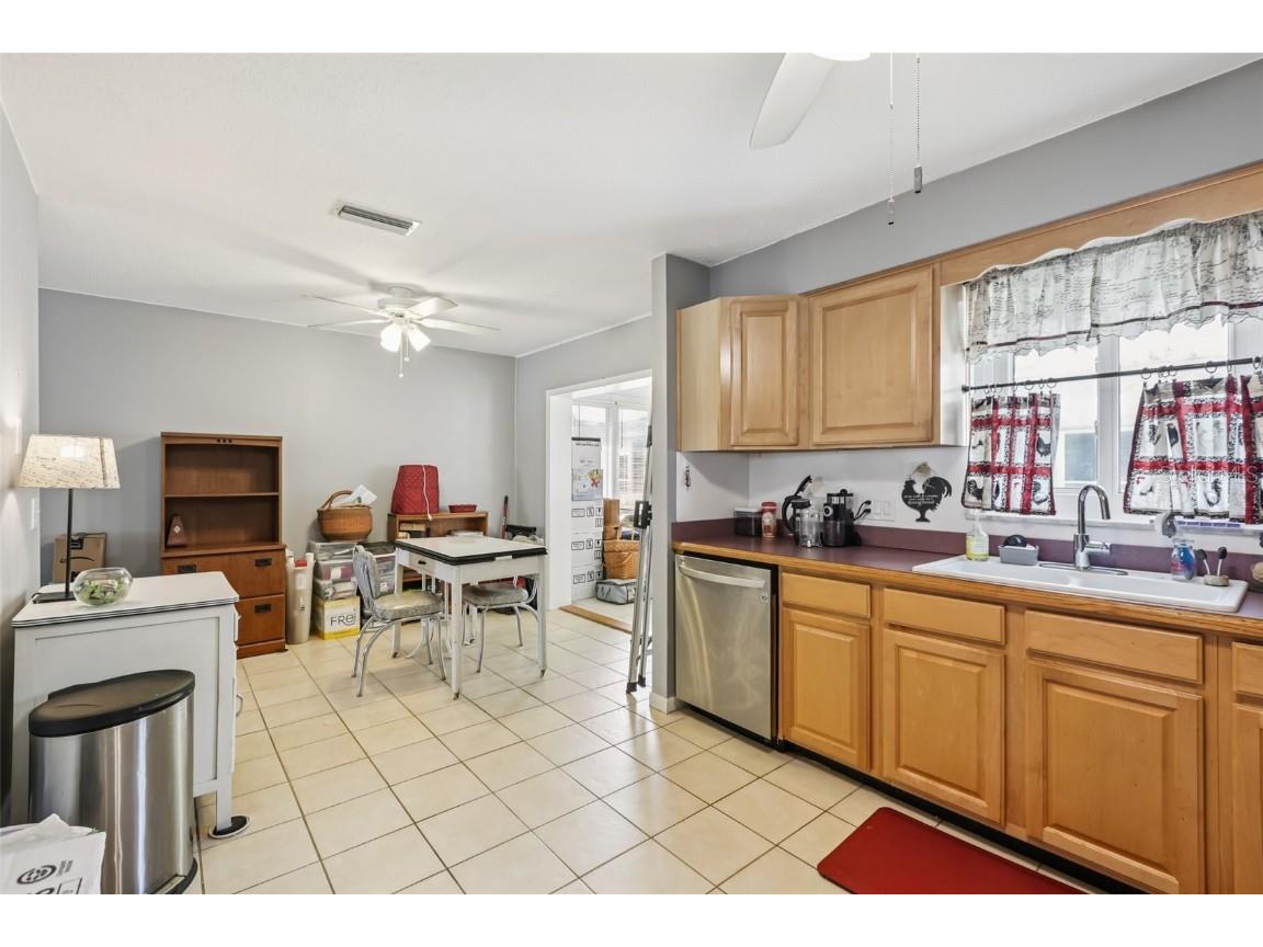 5045 Lily Street N Pinellas Park FL 33782 TB8420545 image16