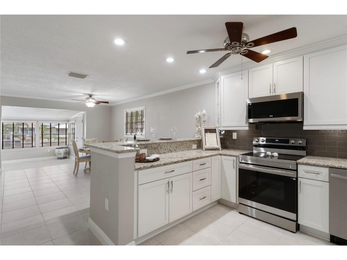 5045 Pelican Drive New Port Richey FL 34652 - GULF OF MEXICO W7875547 image6