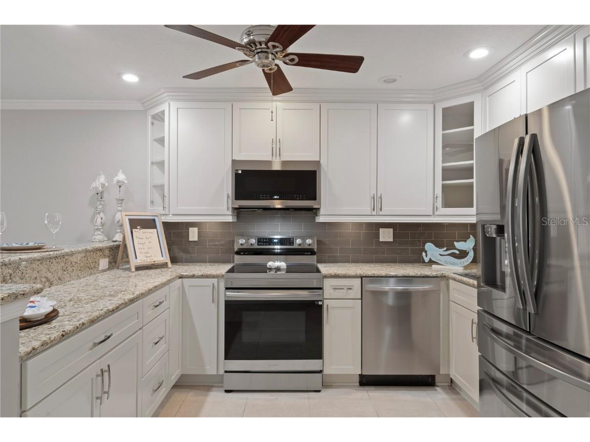 5045 Pelican Drive New Port Richey FL 34652 - GULF OF MEXICO W7875547 image7