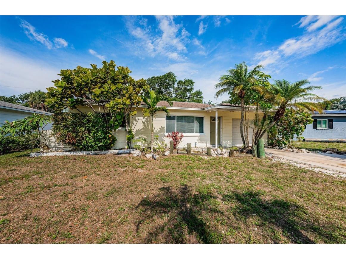 5046 99th Way N Saint Petersburg FL 33708 U8202372 image1