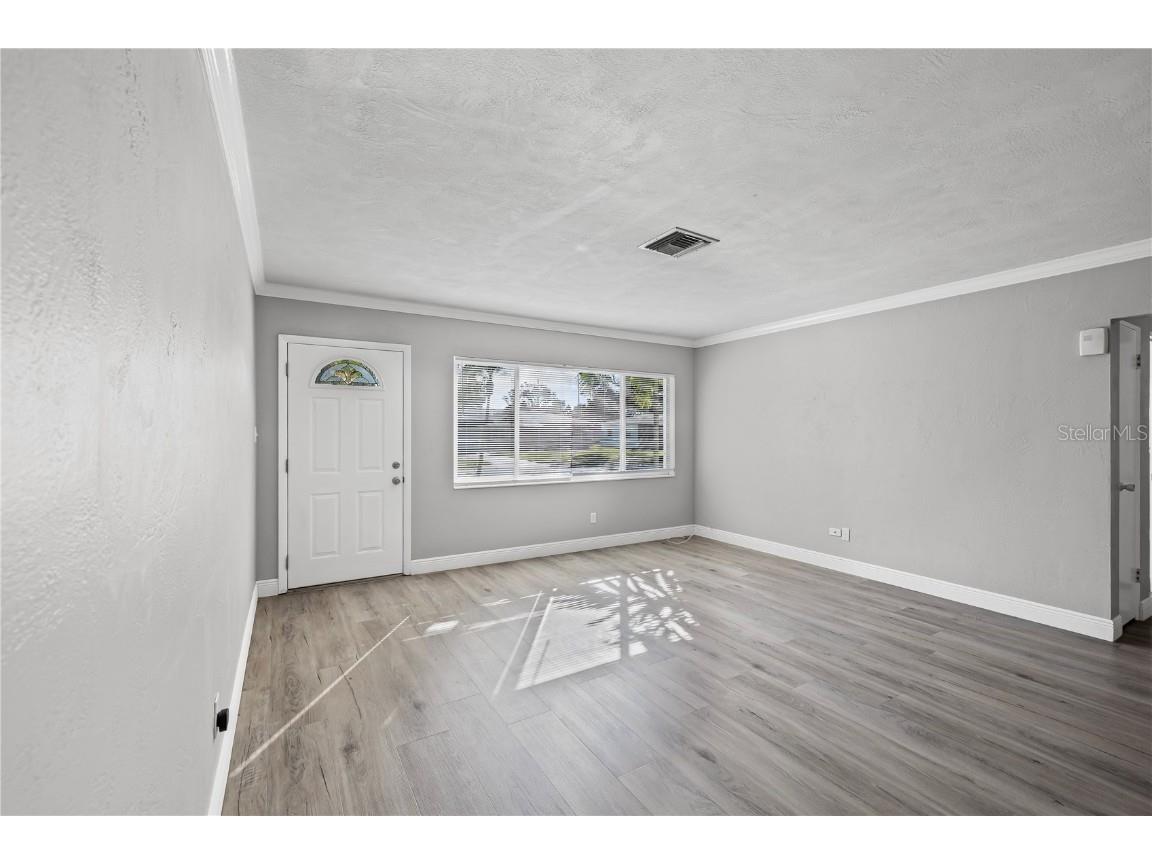 5046 99th Way N Saint Petersburg FL 33708 TB8440034 image6