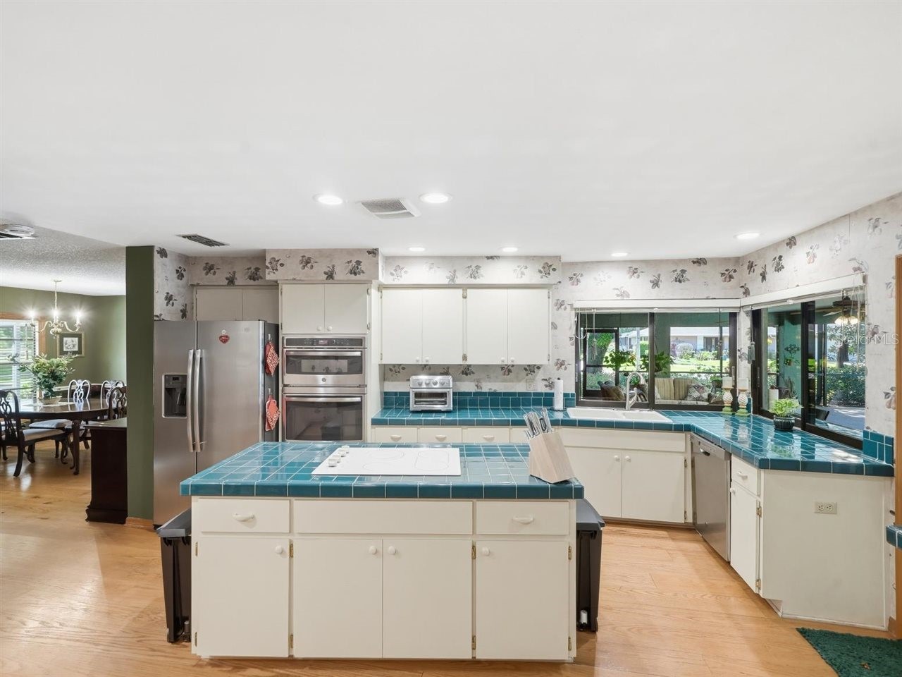 5046 Barrowe Drive Tampa FL 33624 TB8502389 image18