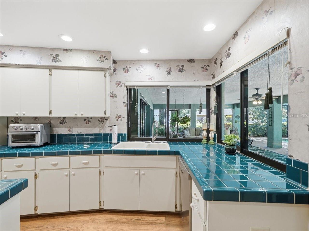 5046 Barrowe Drive Tampa FL 33624 TB8502389 image22
