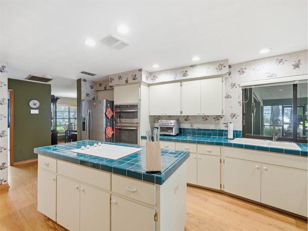 5046 Barrowe Drive Tampa FL 33624 TB8502389 image23
