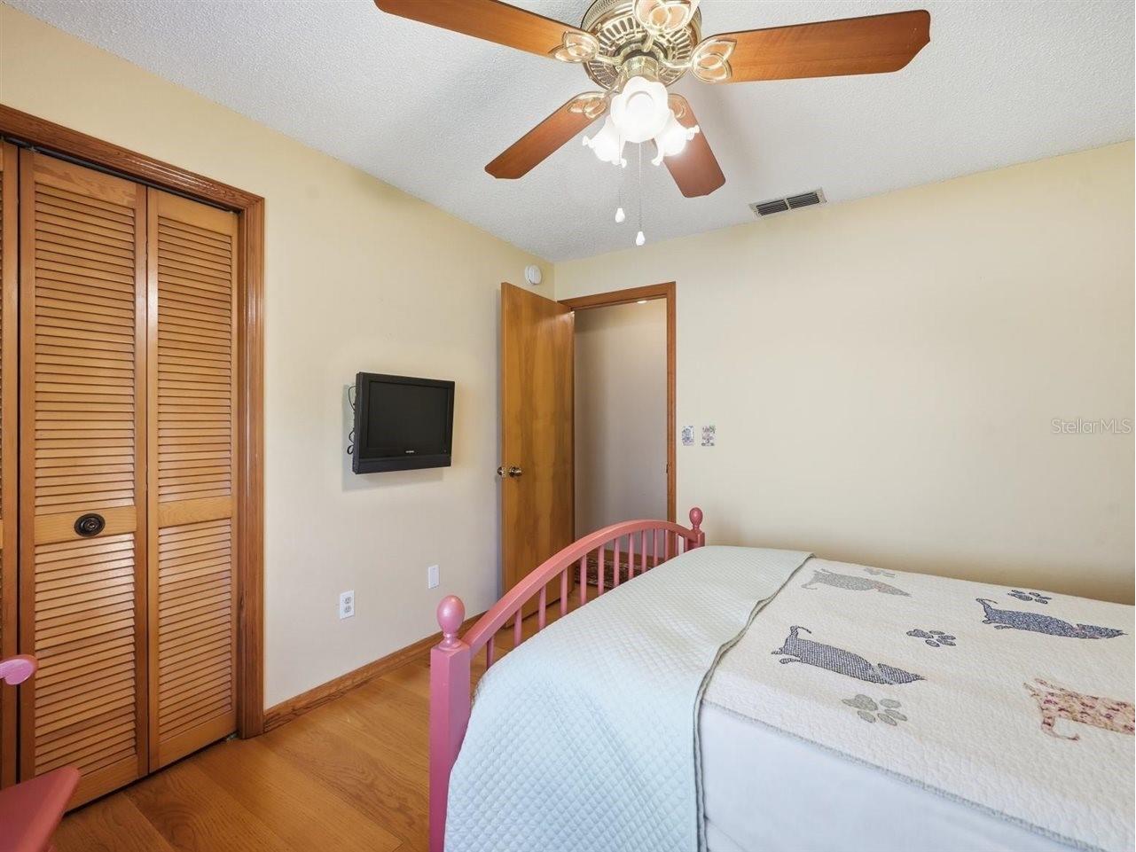 5046 Barrowe Drive Tampa FL 33624 TB8502389 image53