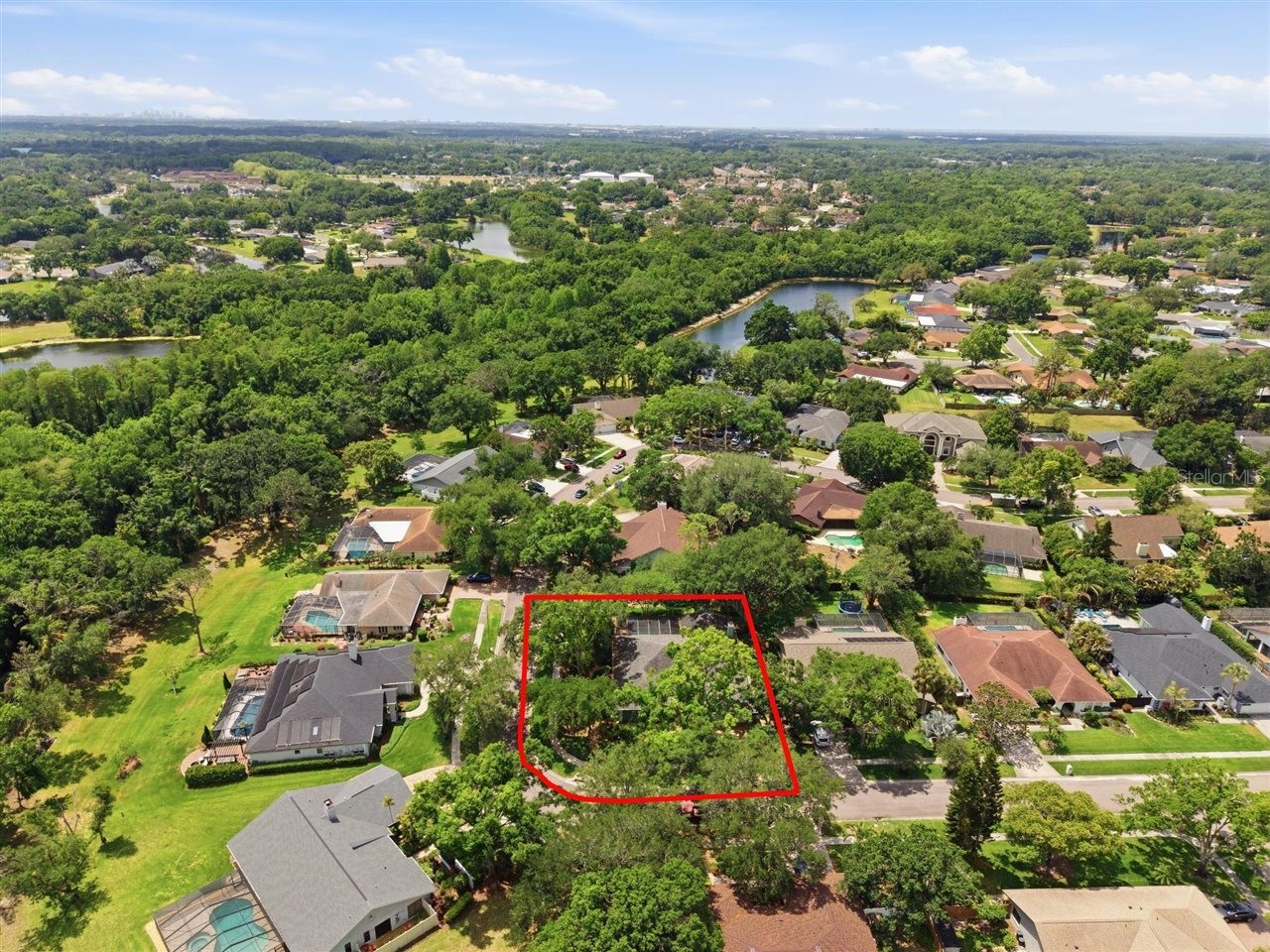 5046 Barrowe Drive Tampa FL 33624 TB8502389 image84