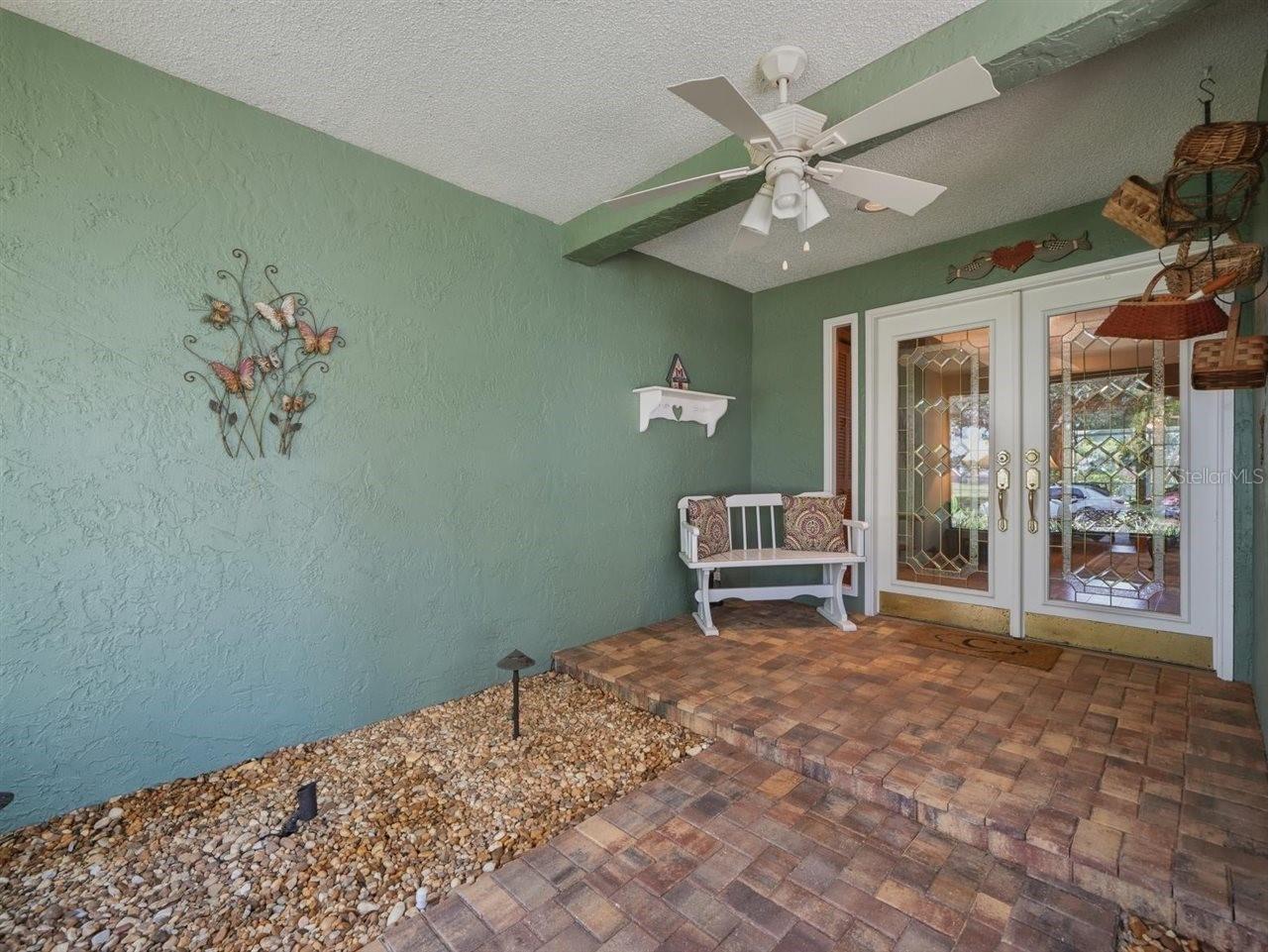 5046 Barrowe Drive Tampa FL 33624 TB8502389 image9