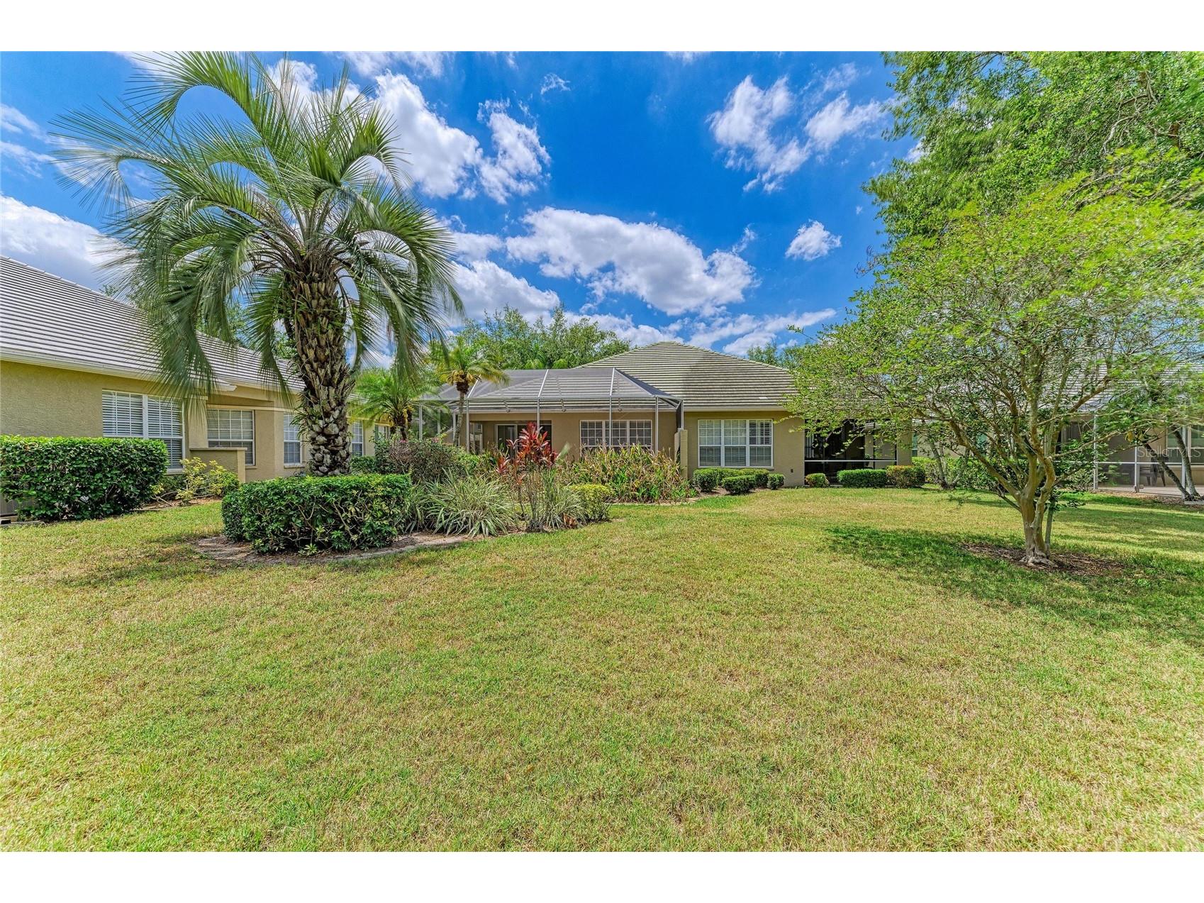 5047 Lakescene Place Sarasota FL 34243 A4691936 image27
