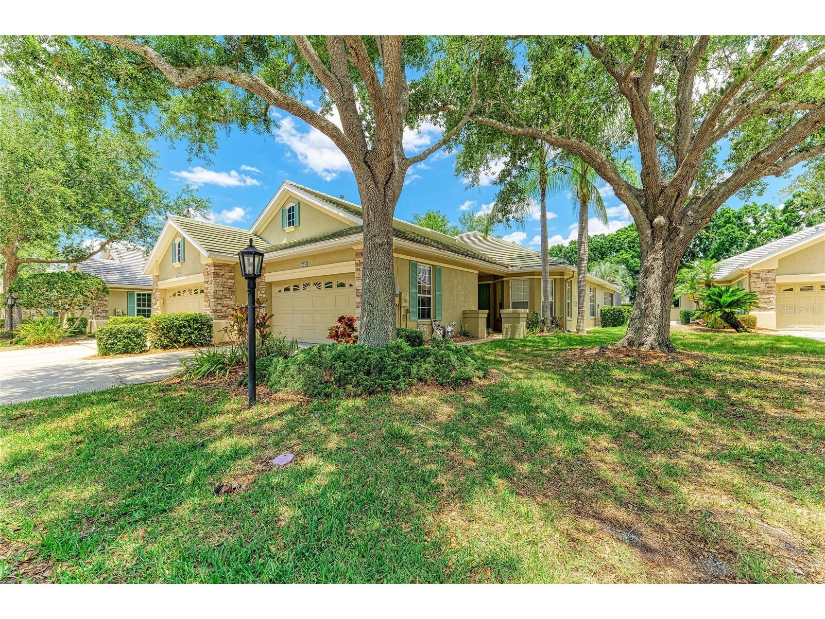 5047 Lakescene Place Sarasota FL 34243 A4691936 image5