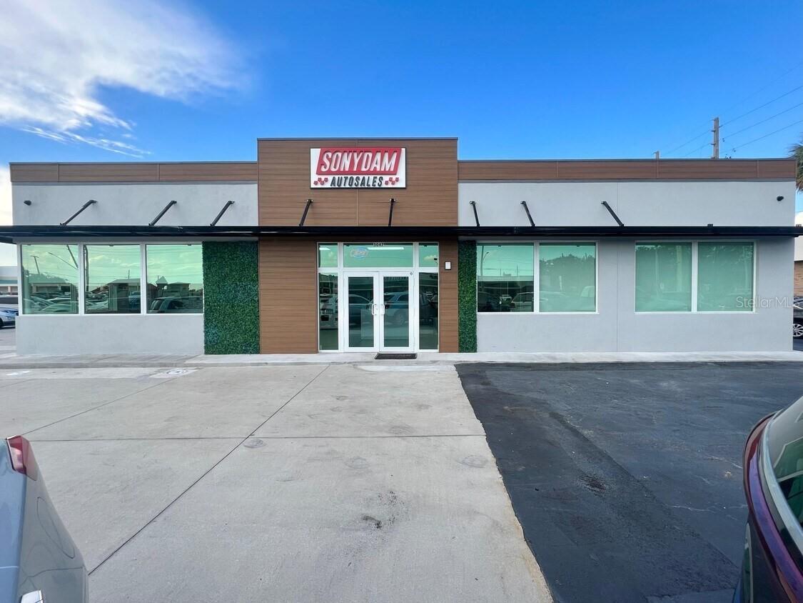 5047 W Colonial Drive Orlando FL 32808 O6395241 image1