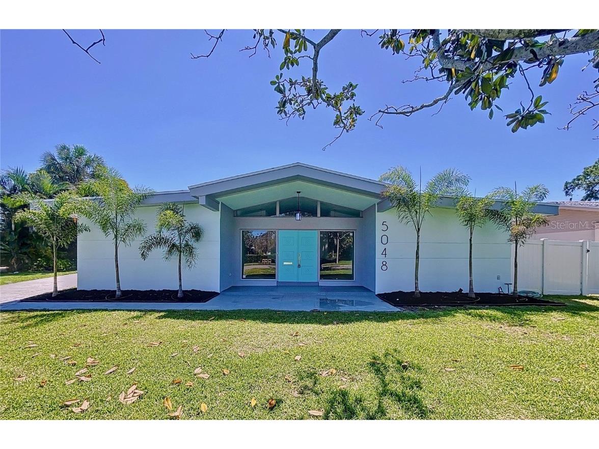 5048 43rd Street S Saint Petersburg FL 33711 TB8427022 image1