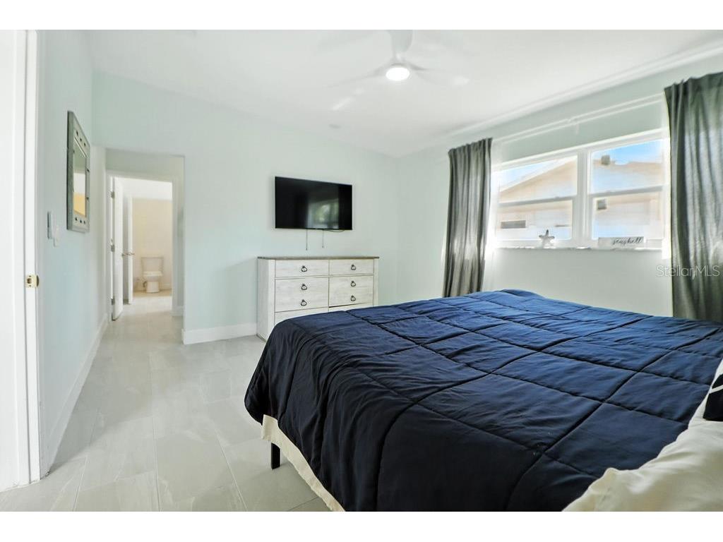 5048 43rd Street S Saint Petersburg FL 33711 TB8427022 image15