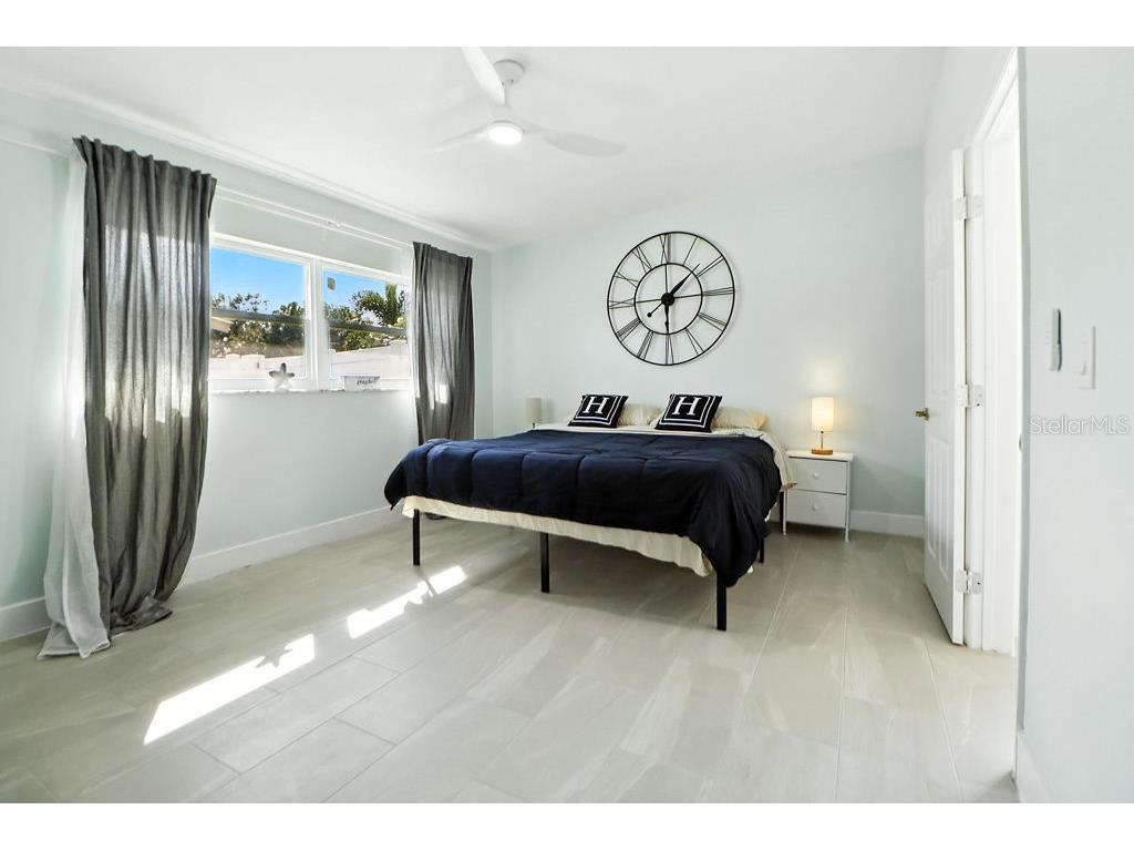 5048 43rd Street S Saint Petersburg FL 33711 TB8427022 image18