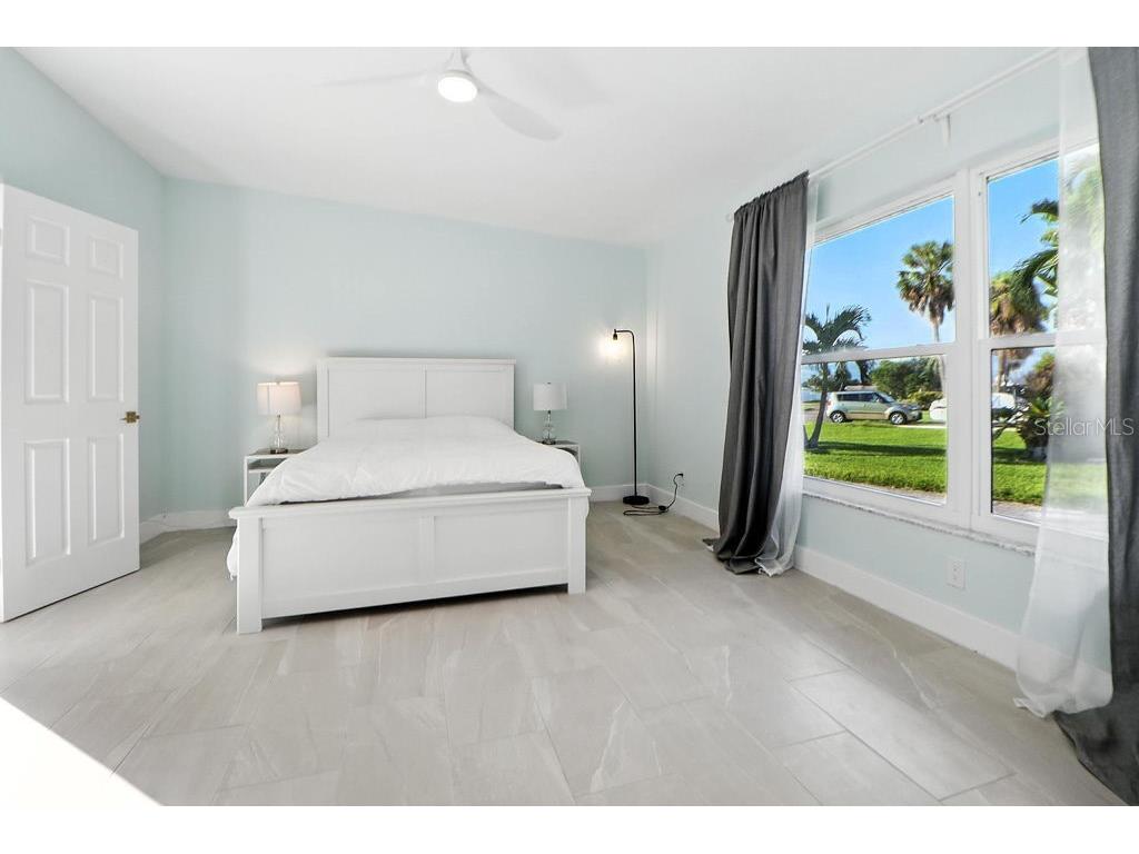 5048 43rd Street S Saint Petersburg FL 33711 TB8427022 image25