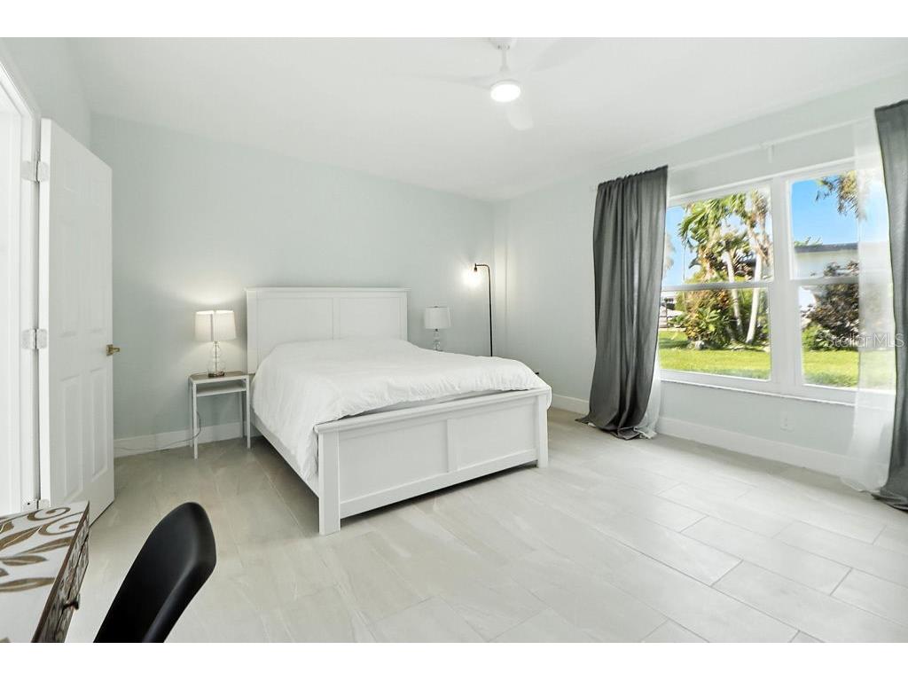 5048 43rd Street S Saint Petersburg FL 33711 TB8427022 image28