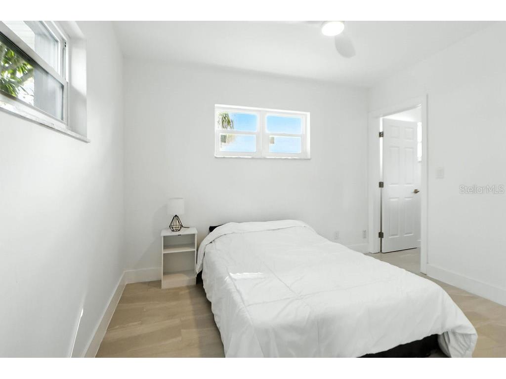 5048 43rd Street S Saint Petersburg FL 33711 TB8427022 image35