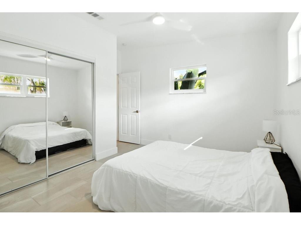 5048 43rd Street S Saint Petersburg FL 33711 TB8427022 image36