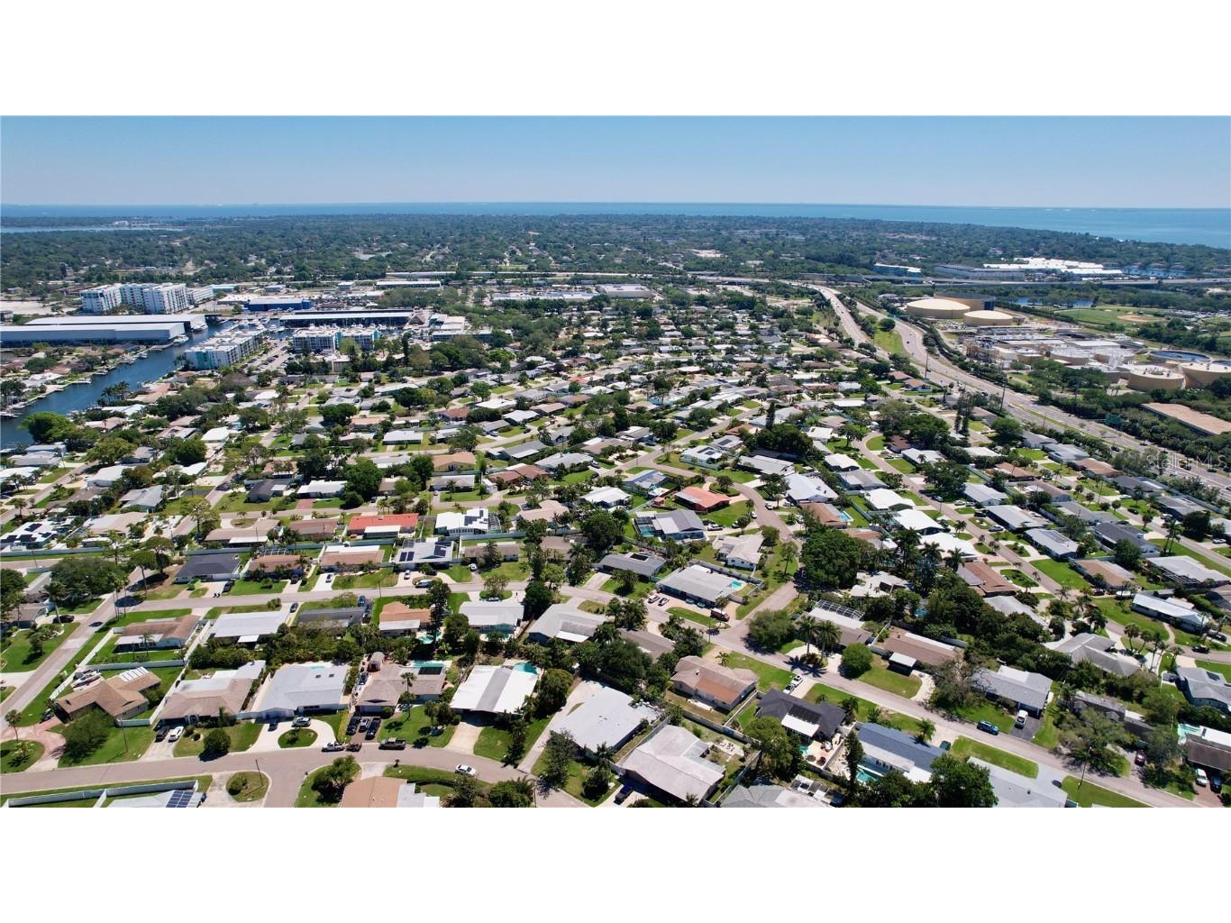 5048 43rd Street S Saint Petersburg FL 33711 TB8427022 image53