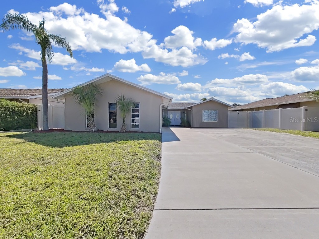 5048 Cabrilla Court New Port Richey FL 34652 W7864041 image1