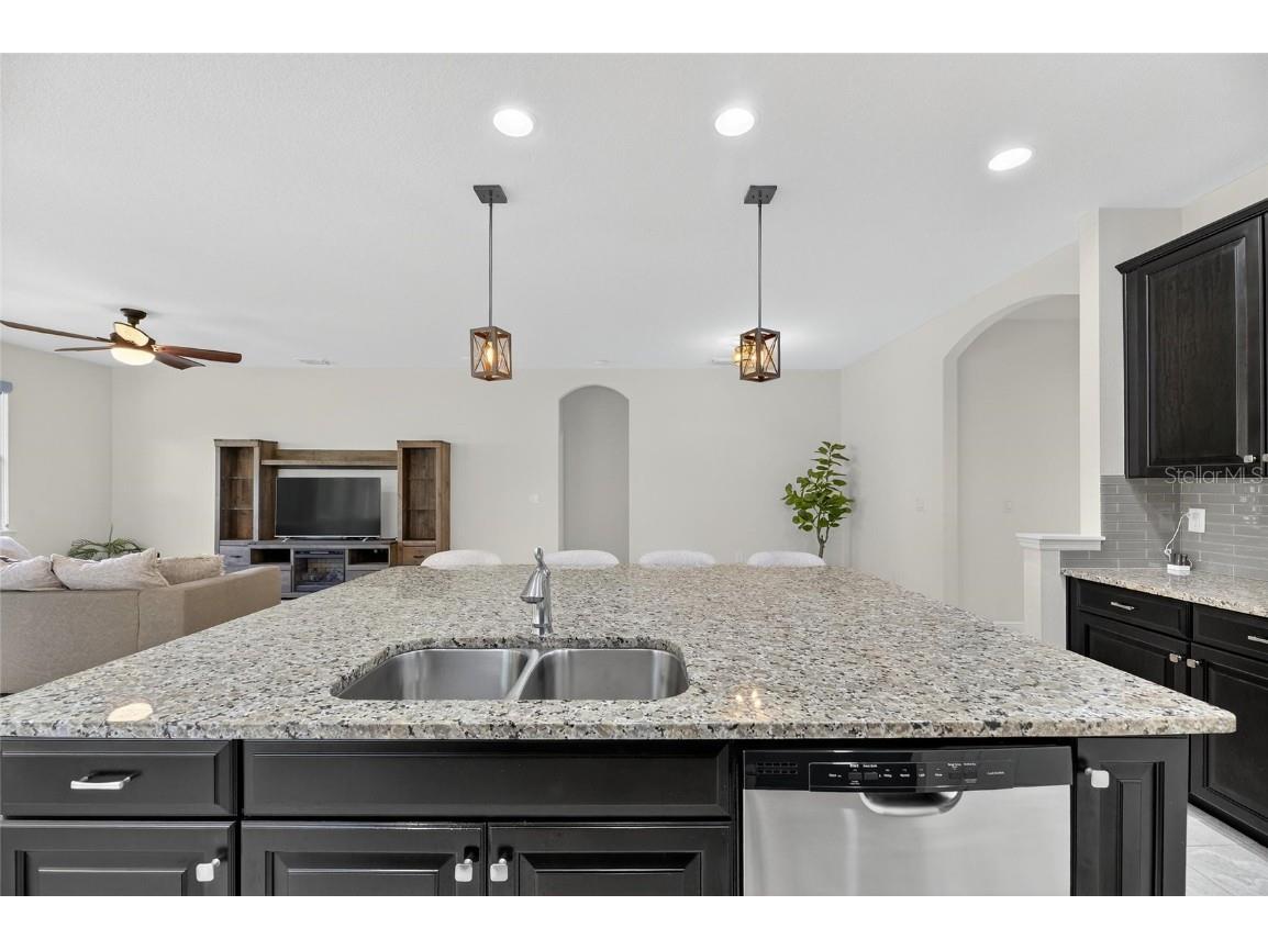 5048 Inshore Landing Drive Apollo Beach FL 33572 TB8452162 image34