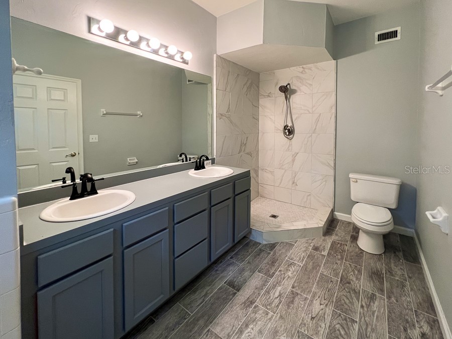 5048 NW 1st Place Gainesville FL 32607 GC536873 image21
