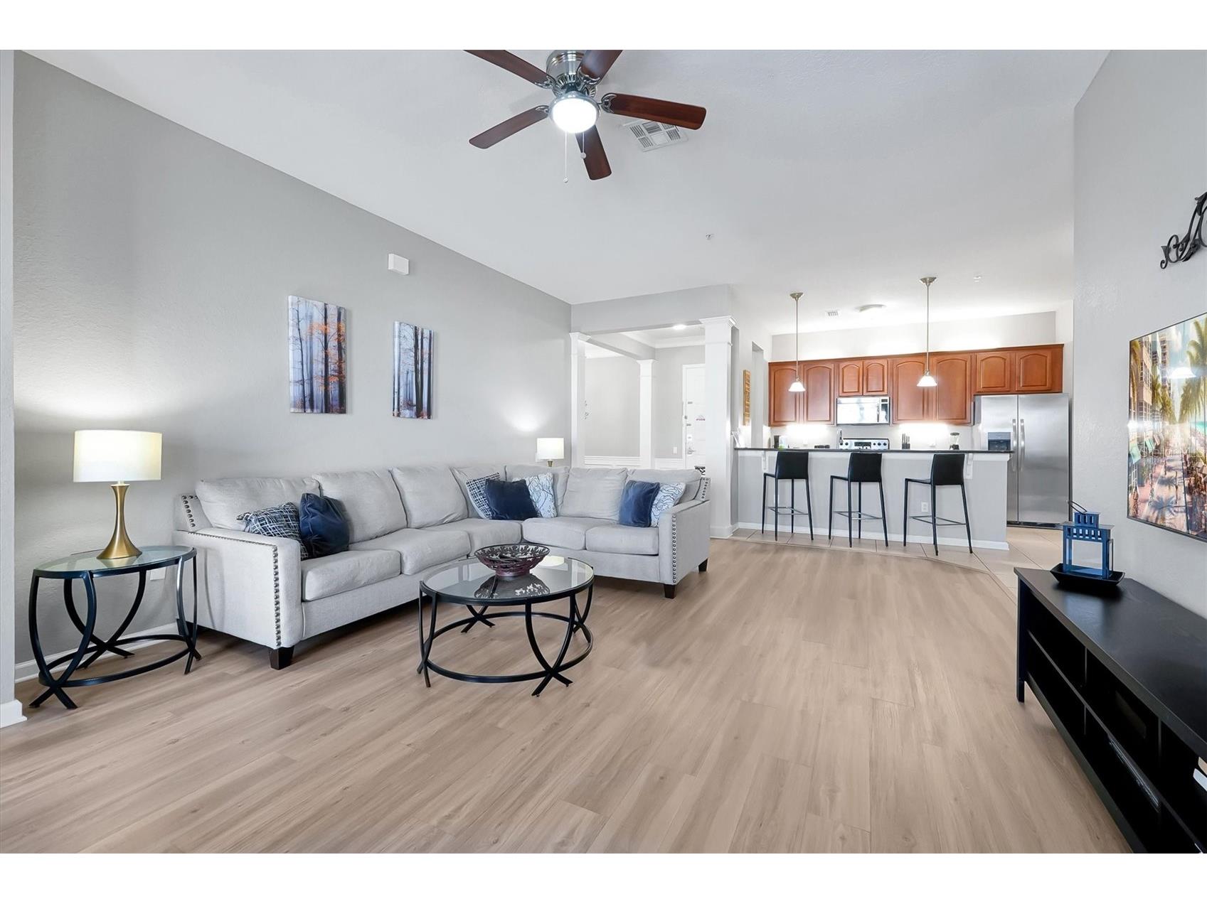 5048 Shoreway Loop #40104 Orlando FL 32819 O6384887 image8