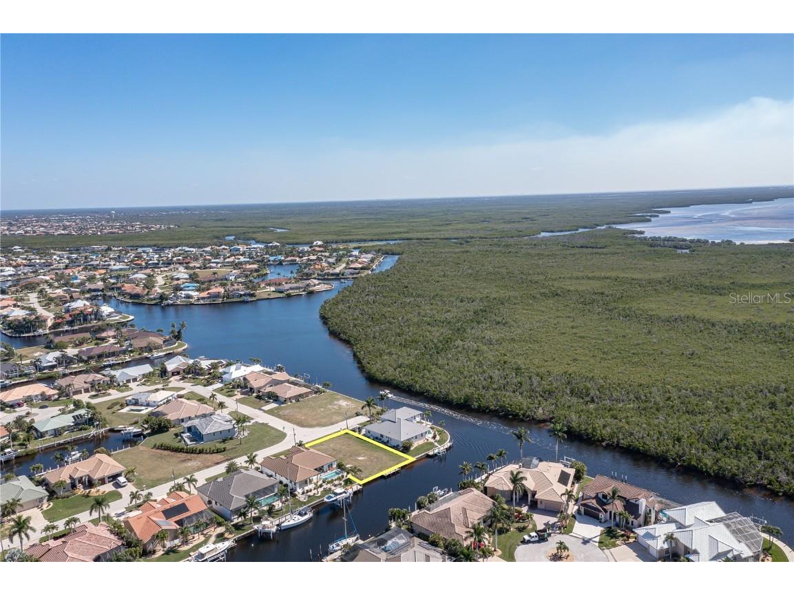 5049 Bal Harbor Boulevard Punta Gorda FL 33950 C7487748 image2