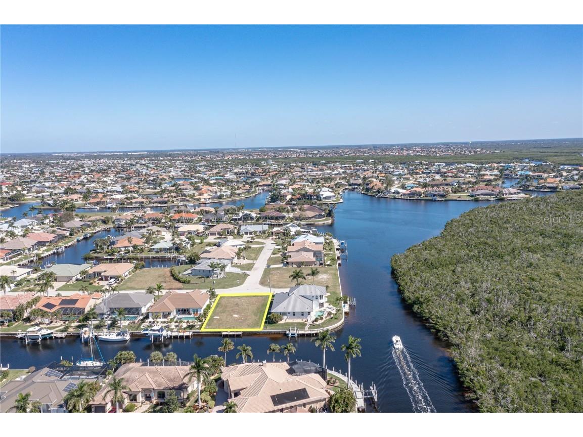 5049 Bal Harbor Boulevard Punta Gorda FL 33950 C7487748 image8