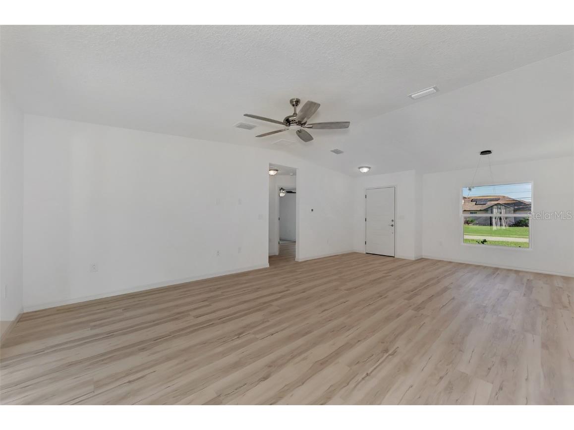 5049 Birdsong Street North Port FL 34291 C7504084 image6