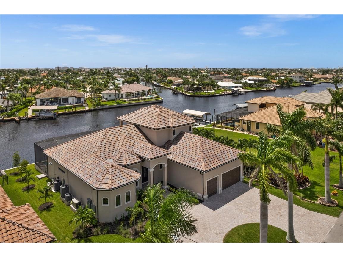 5049 Sorrento Court Cape Coral FL 33904 - BIMINI CANAL C7480147 image1