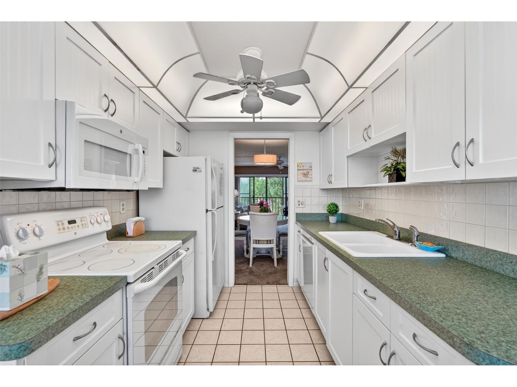505 30th Avenue W #E303 Bradenton FL 34205 A4692620 image12