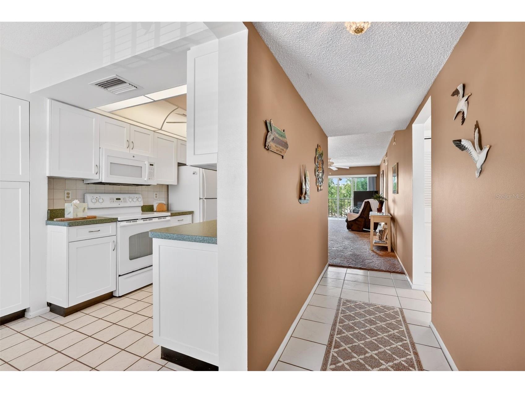 505 30th Avenue W #E303 Bradenton FL 34205 A4692620 image7