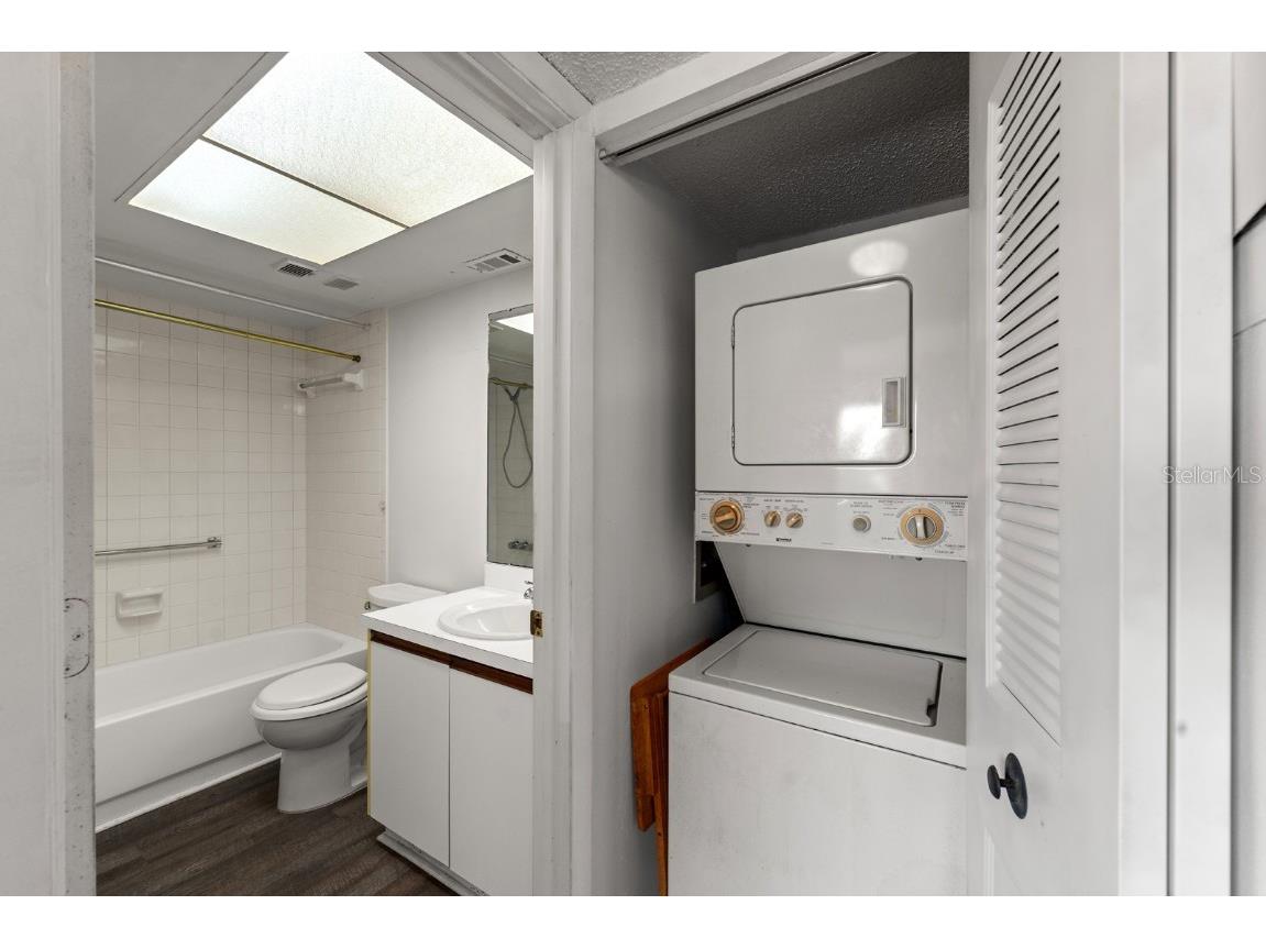 505 30th Avenue W #E304 Bradenton FL 34205 TB8458132 image11
