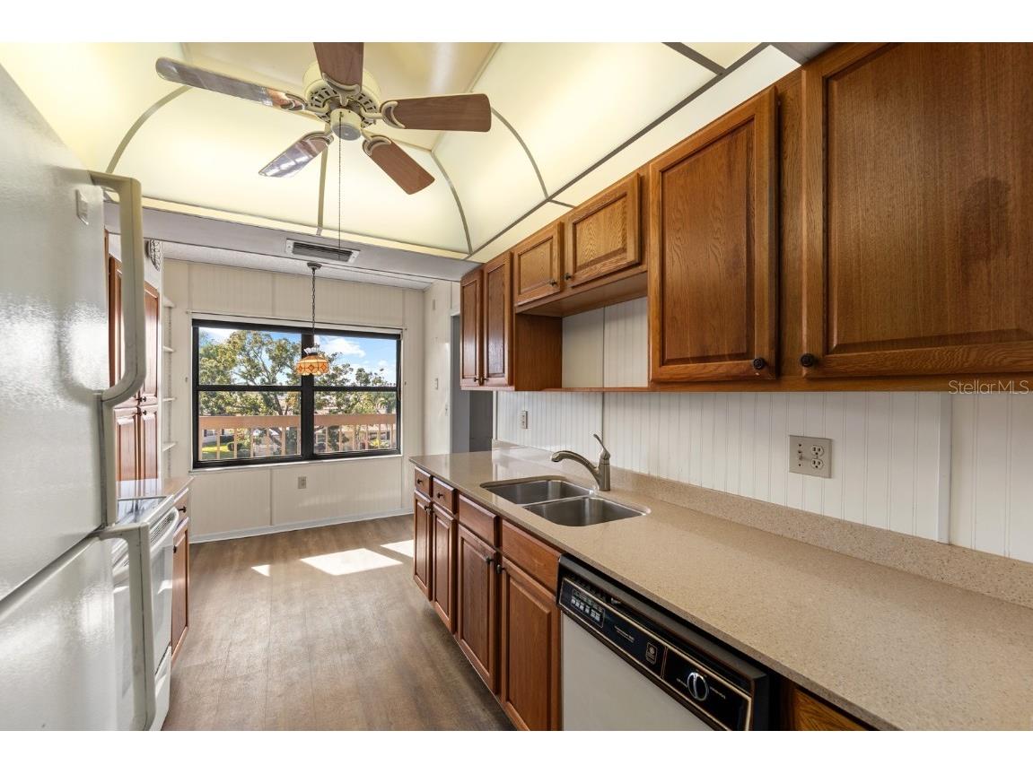 505 30th Avenue W #E304 Bradenton FL 34205 TB8458132 image5