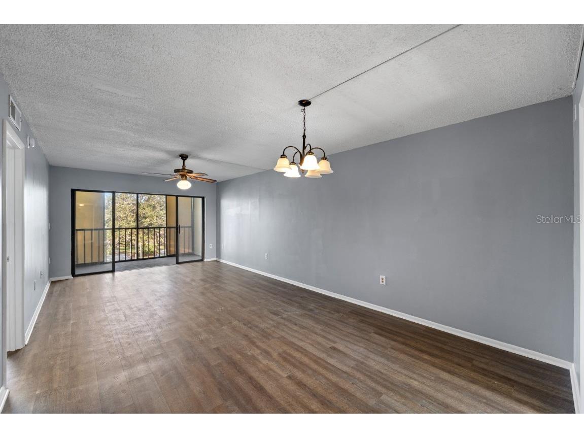 505 30th Avenue W #E304 Bradenton FL 34205 TB8458132 image6