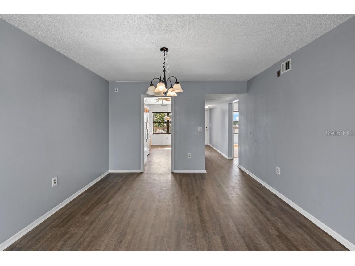 505 30th Avenue W #E304 Bradenton FL 34205 TB8458132 image7
