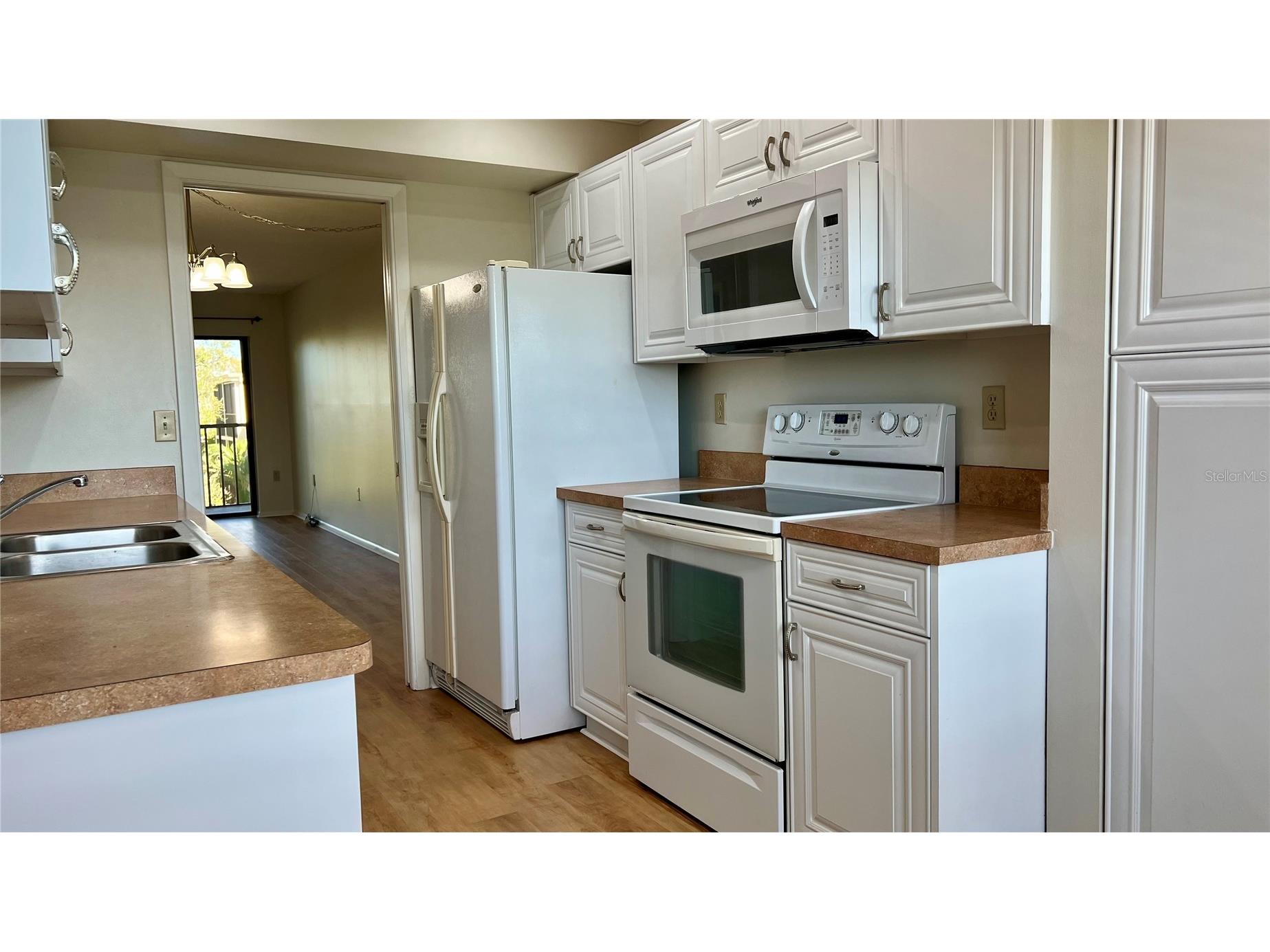 505 30th Avenue W #E406 Bradenton FL 34205 A4679391 image2