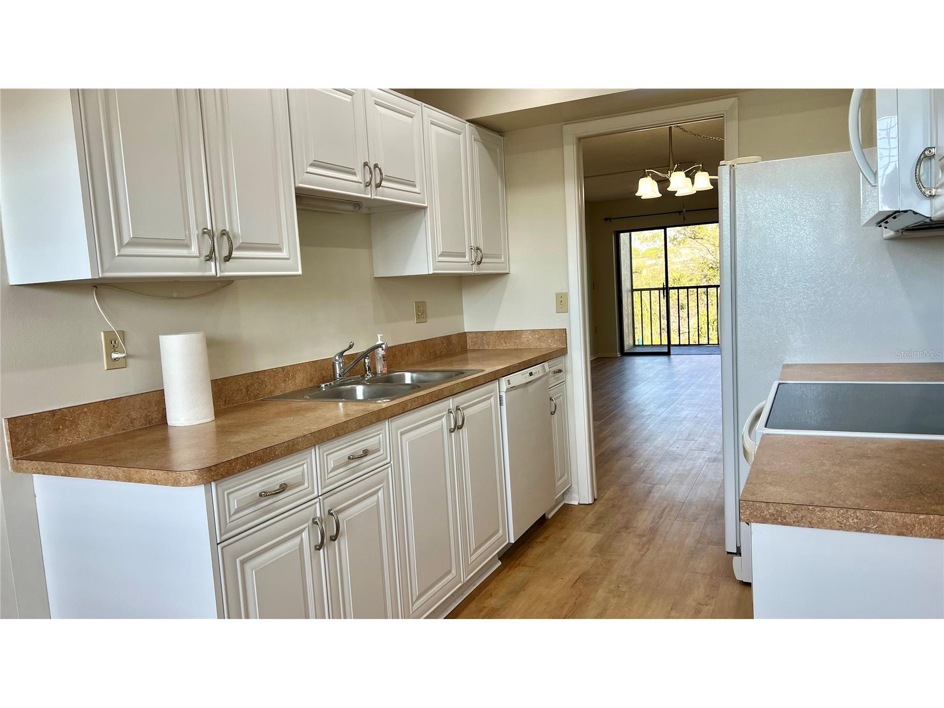 505 30th Avenue W #E406 Bradenton FL 34205 A4679391 image3