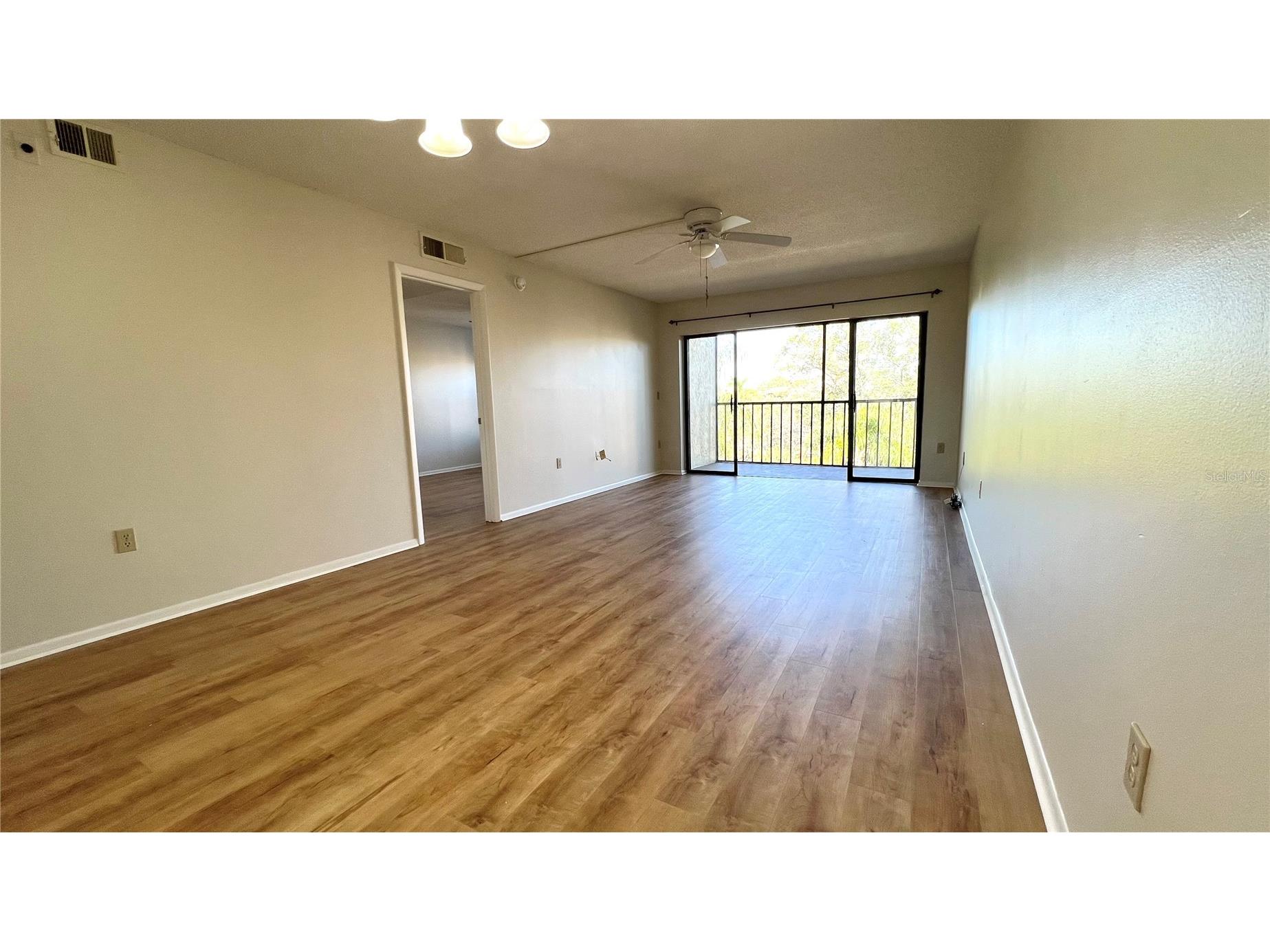 505 30th Avenue W #E406 Bradenton FL 34205 A4679391 image6