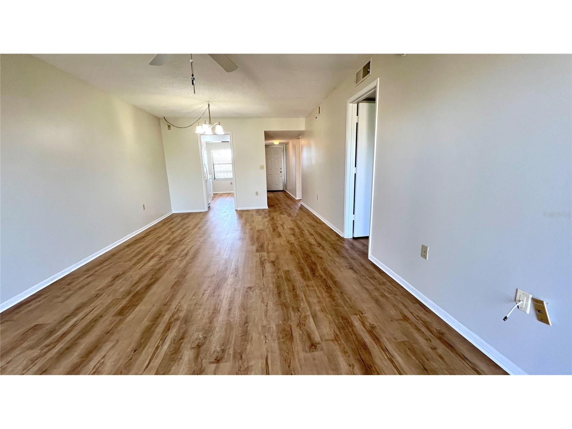 505 30th Avenue W #E406 Bradenton FL 34205 A4679391 image9