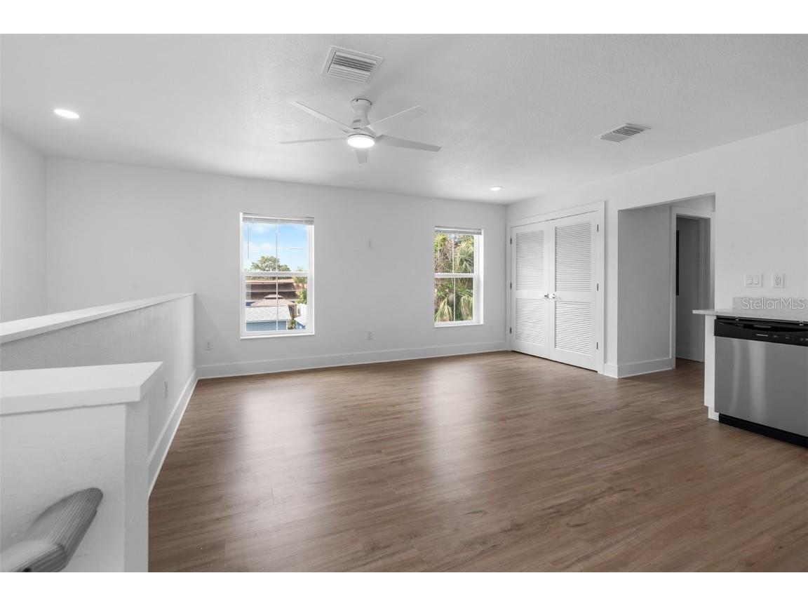 505 43rd Street S #5051/2 Saint Petersburg FL 33711 TB8405001 image5