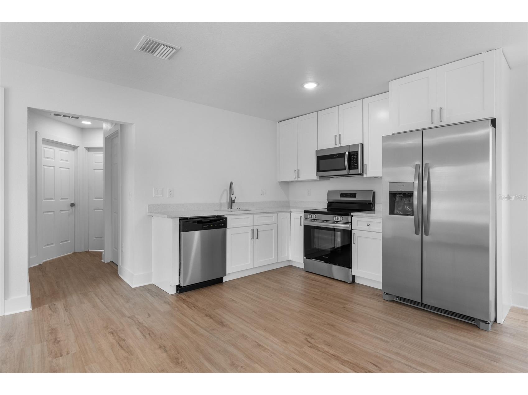 505 43rd Street S #5051/2 Saint Petersburg FL 33711 TB8505753 image3